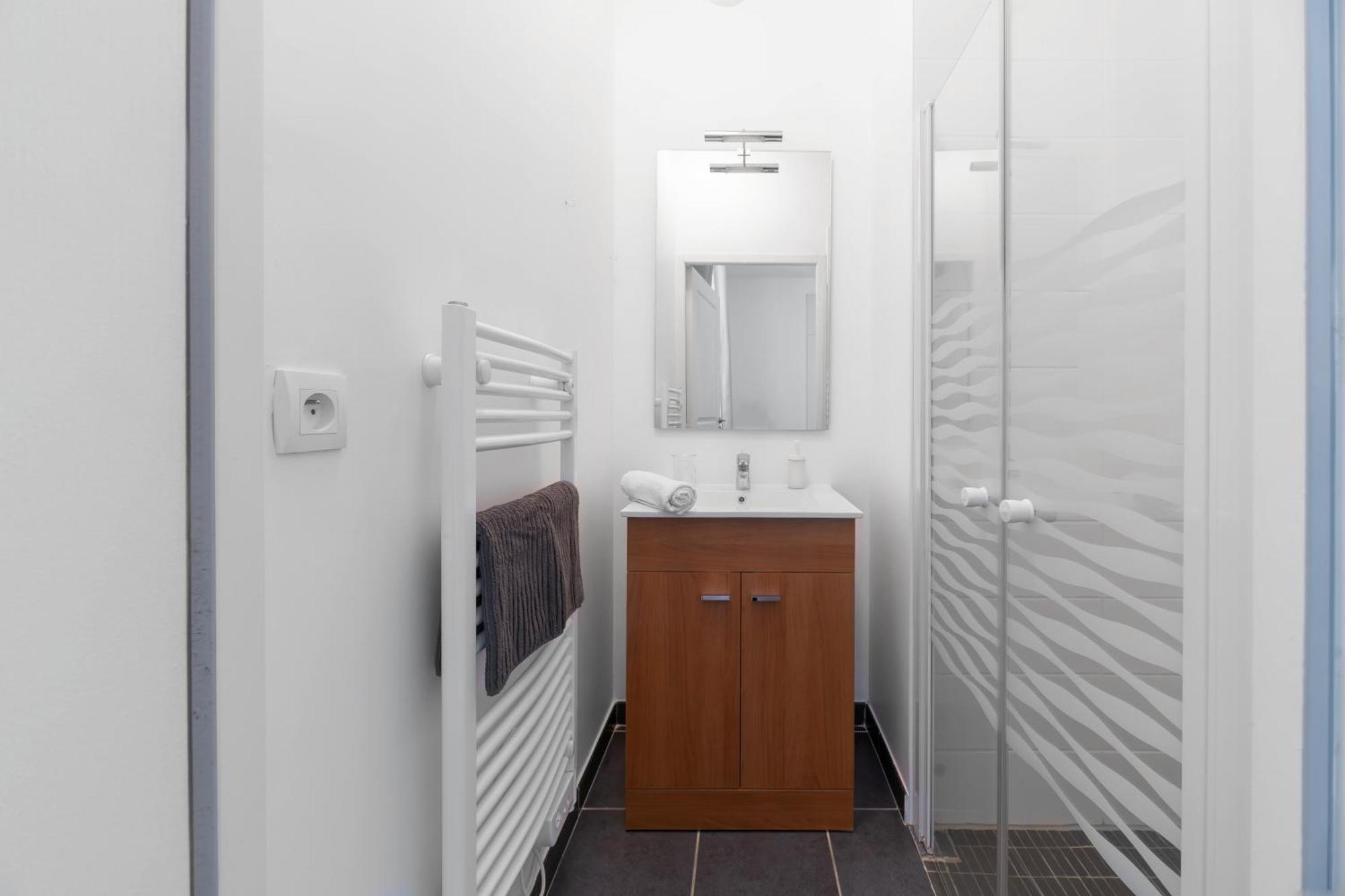 Le Brit - Grand Appartement Design, 3 Chambres, Centre Ville ヴィシー エクステリア 写真