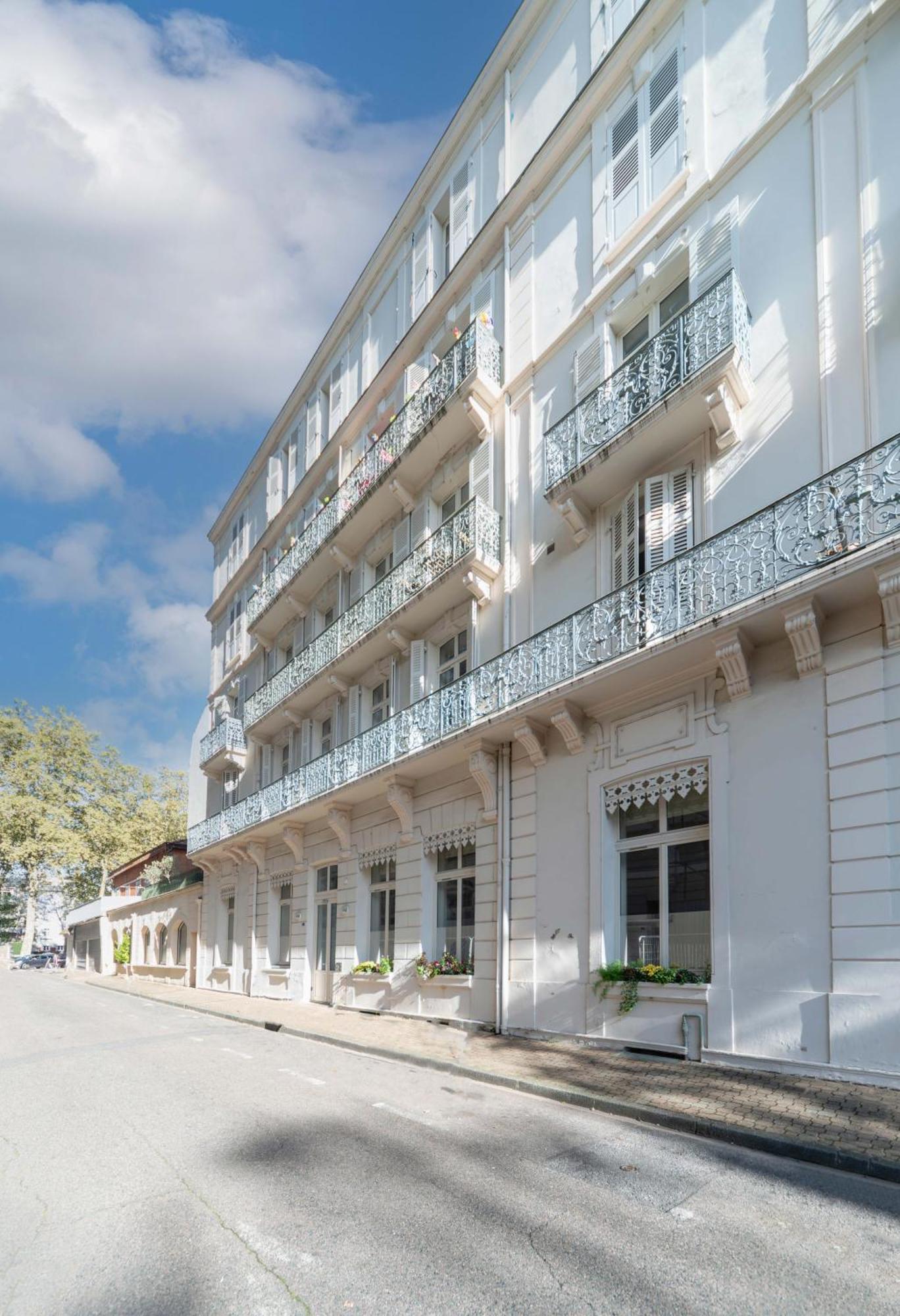 Le Brit - Grand Appartement Design, 3 Chambres, Centre Ville ヴィシー エクステリア 写真
