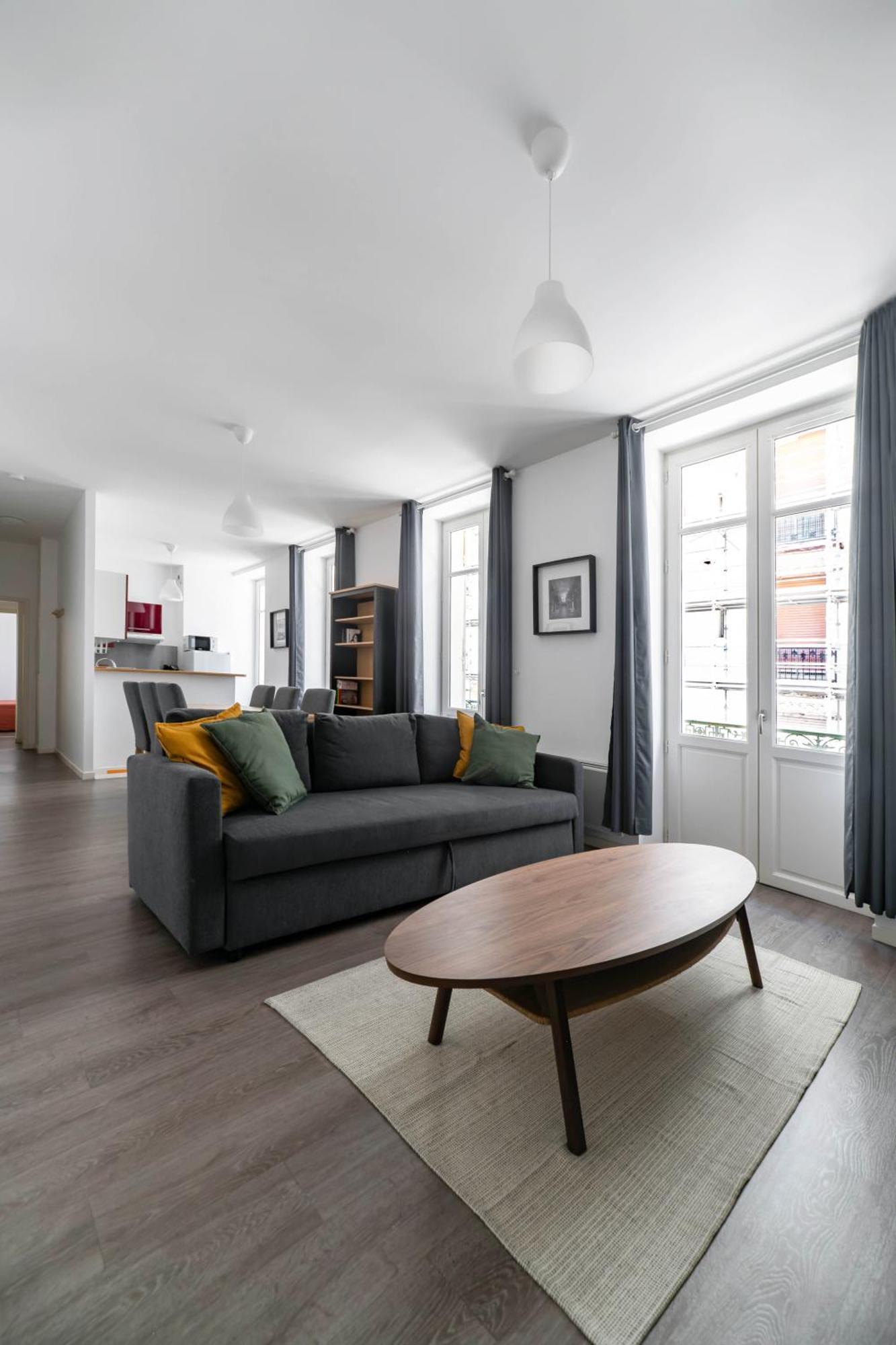 Le Brit - Grand Appartement Design, 3 Chambres, Centre Ville ヴィシー エクステリア 写真