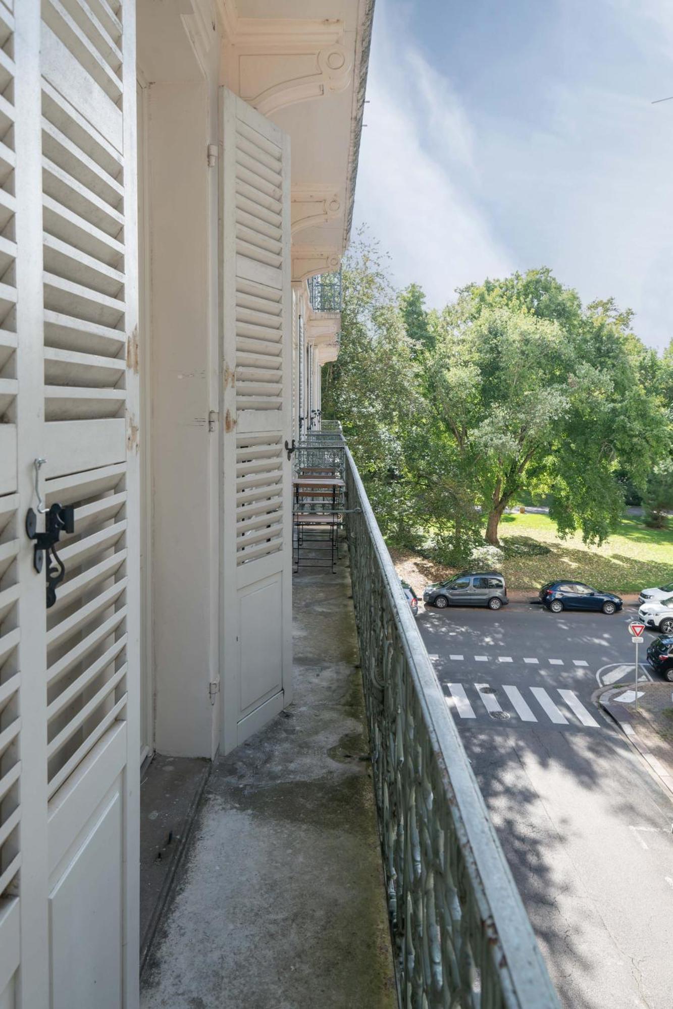 Le Brit - Grand Appartement Design, 3 Chambres, Centre Ville ヴィシー エクステリア 写真